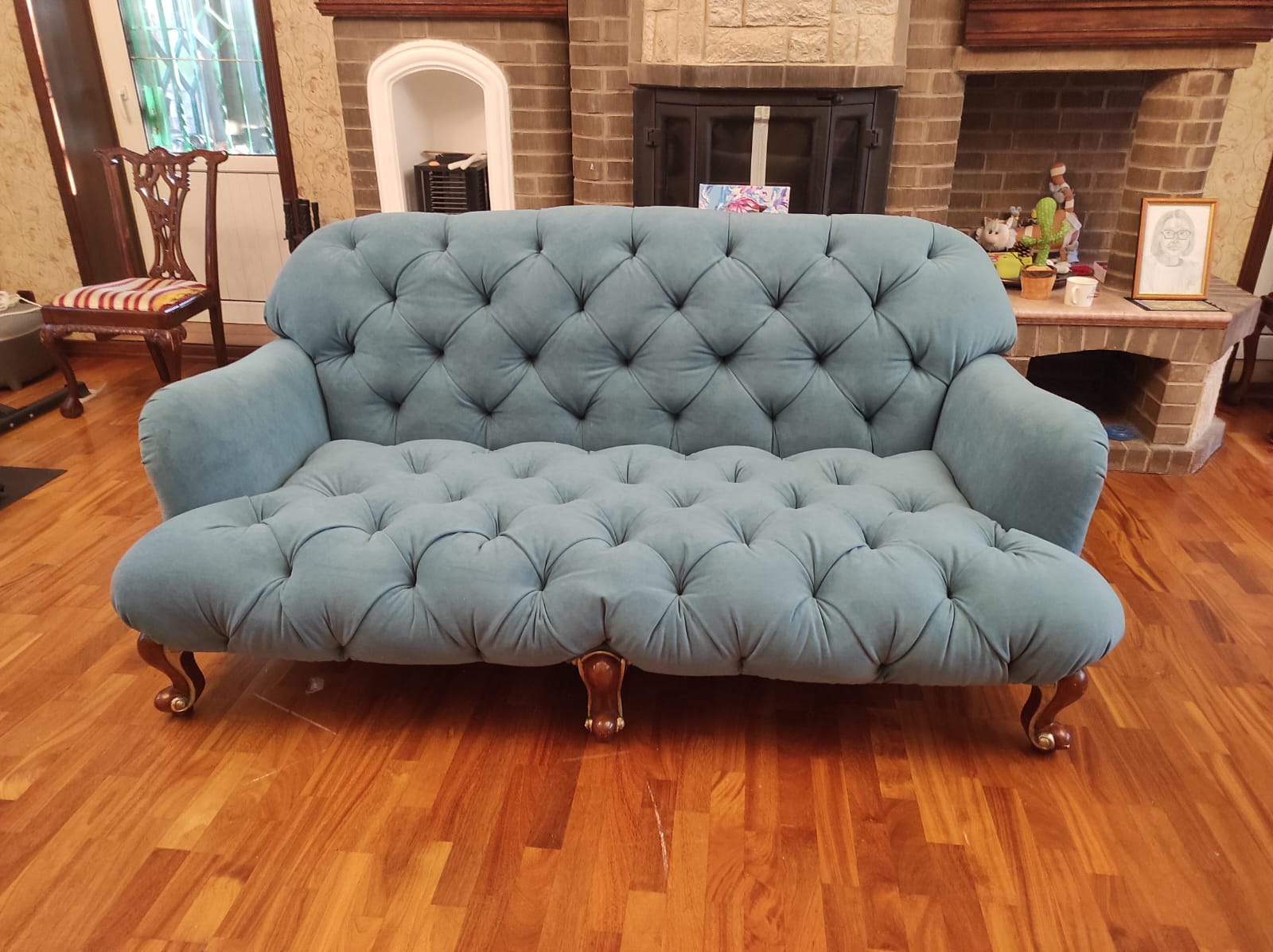 Перетяжка дивана. Звездная